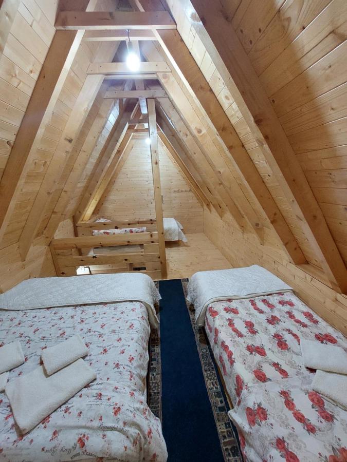 Markove Kolibe 3, Uvac Sjenica Buitenkant foto